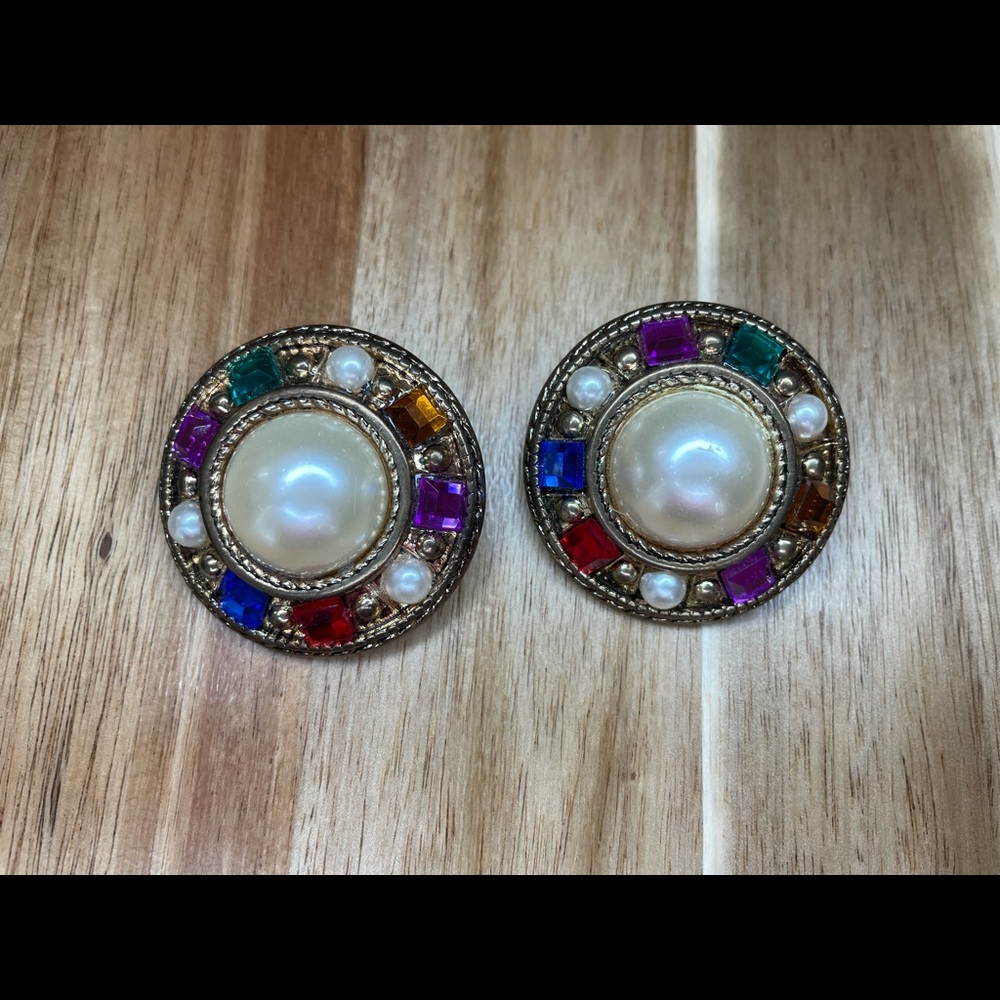 Costume Vintage Clip on Earrings